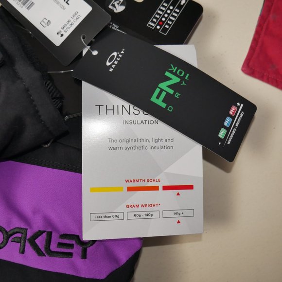 Oakley Mens Waterproof Winter Gloves Thinsulate Snow Snowboarding Ski Tubing NWT - Picture 10 of 15